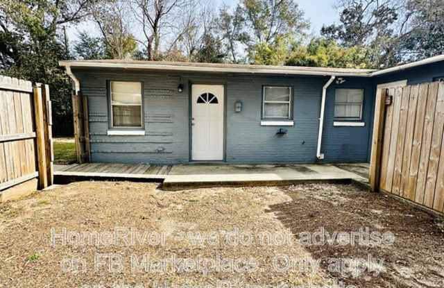 2 Holmes Dr photos photos