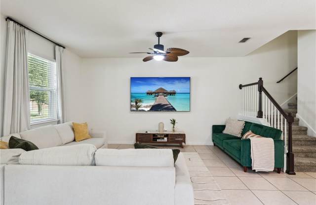 1356 SCARLET OAK LOOP Gallery 4