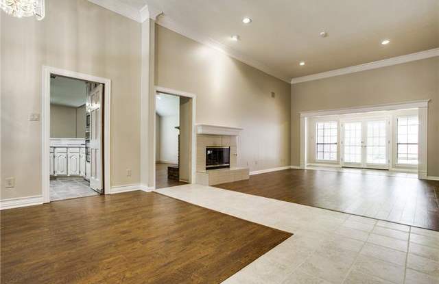 4221 Donnington Drive Gallery 3
