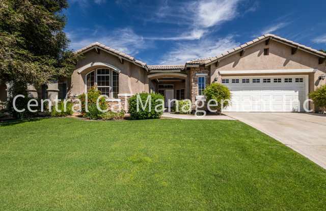 3 Bedroom/2 Bath Home with Office in the Desired Northwest - $2495 Per Month photos photos