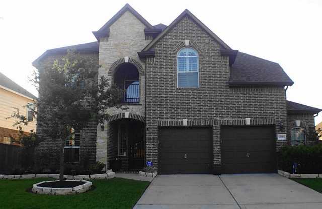 13915 Summerfair Court - 13915 Summerfair Court, Houston, TX 77044