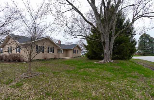 377 Carmelview Drive Gallery 4