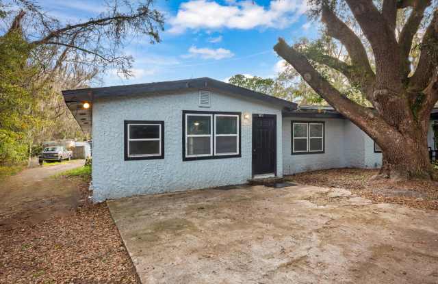 304 Bernard Rd photos photos