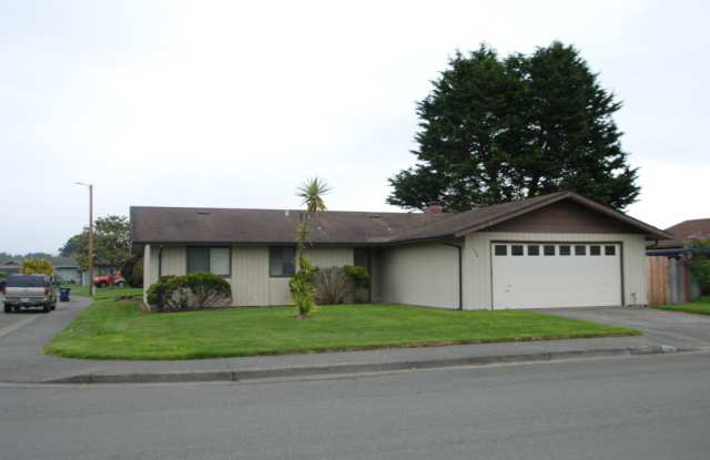 Charming Single-Family Home for Rent in Arcata photos photos Charming Single-Family Home for Rent in Arcata photos photos