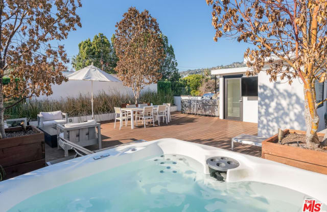 615 N West Knoll Dr - 615 North West Knoll Drive, West Hollywood, CA 90069