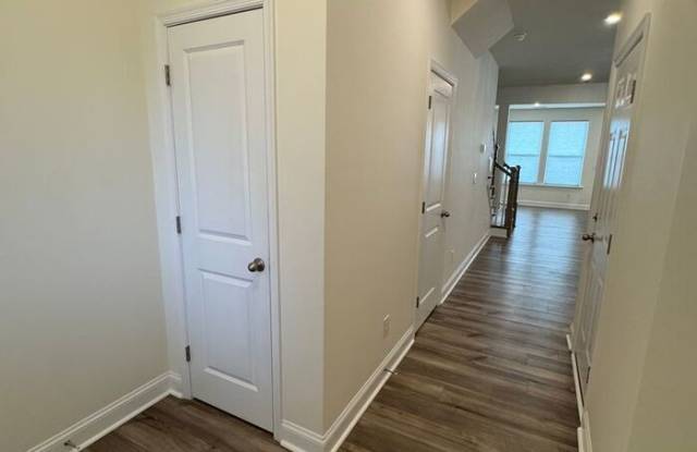 2071 Suttonview Road photos photos 2071 Suttonview Road photos photos