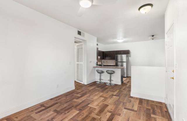 5751 E Hacienda Ave Gallery 1