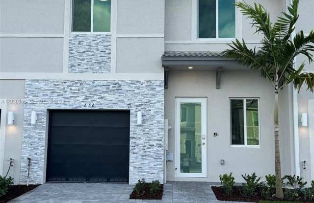 656 SE 14th Ct photos photos