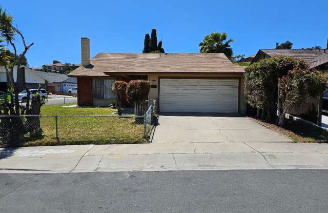 4 Bedroom Home with 2 Car attached garage photos photos