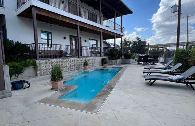 Gorgeous Condo minutes from The Pearl photos photos Gorgeous Condo minutes from The Pearl photos photos