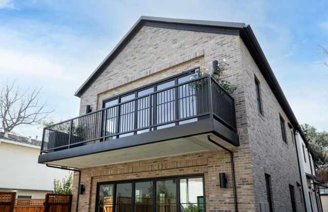 164 Waverley ST photos photos