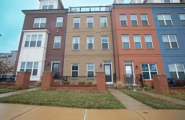 Spacious 4 BR/4.5 BA Townhome in Wheaton-Glenmont! photos photos