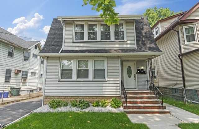 10 Olive St photos photos