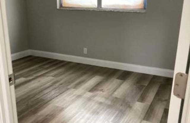 Newly Updated Apartments - Affordable and Close to Everything! Gallery 4