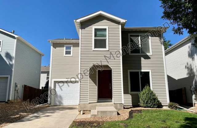 Four Bedroom Home with Mowing Services Gallery 1