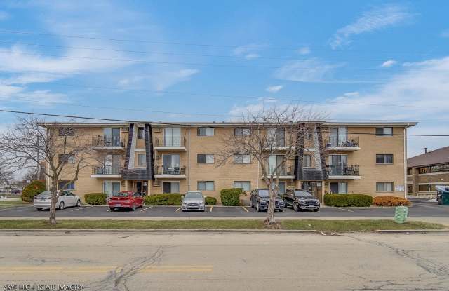 Oneida Court - 200 Madison Street, Joliet, IL 60435