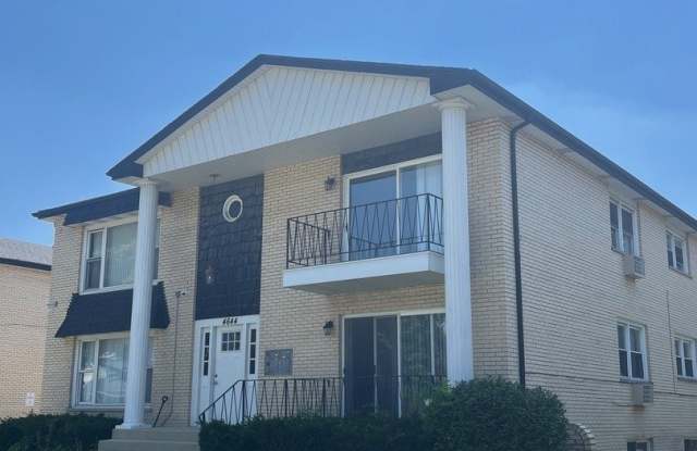 4644 Custer Avenue - 4644 Custer Avenue, Brookfield, IL 60513 4644 Custer Avenue - 4644 Custer Avenue, Brookfield, IL 60513