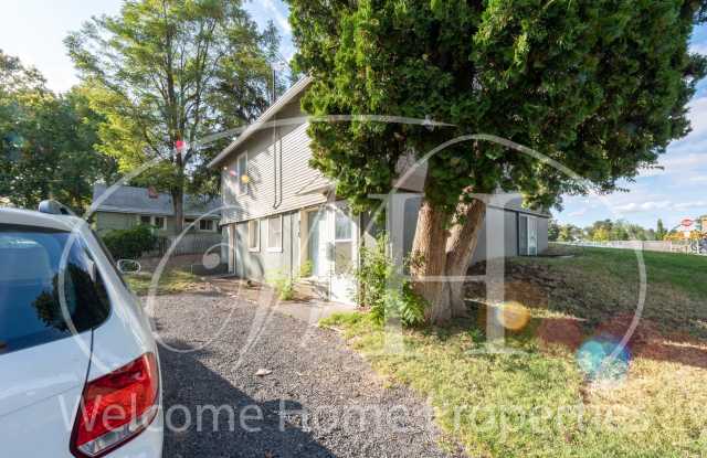 Cozy Home Close to WWU Gallery 3