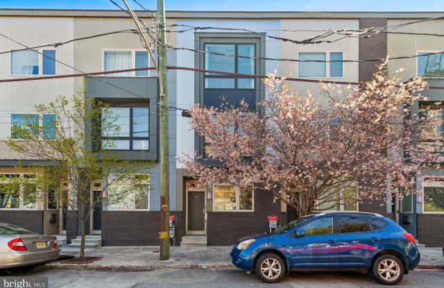 1119 N HOWARD ST photos photos