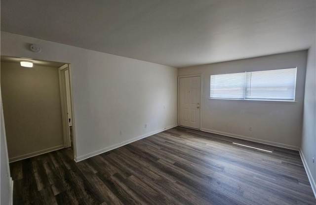 2231 Pine Shore Court Gallery 3