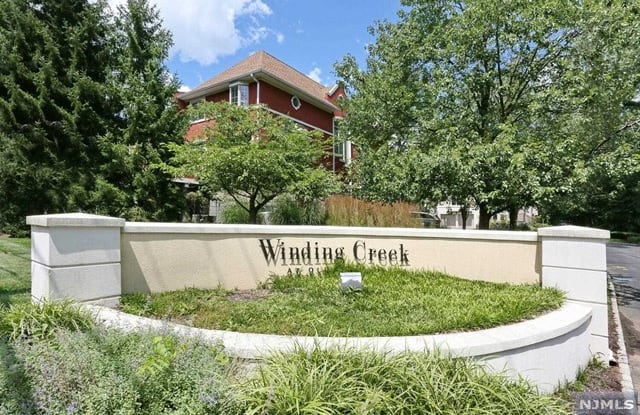 137 Winding Creek - 137 Winding Creek, Old Tappan, NJ 07675