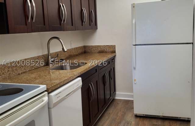 1230 NE 139th St photos photos