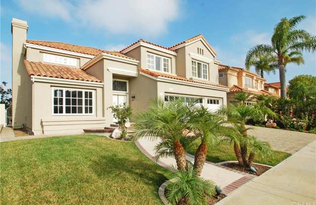 21081 Hillsdale Lane Gallery 2