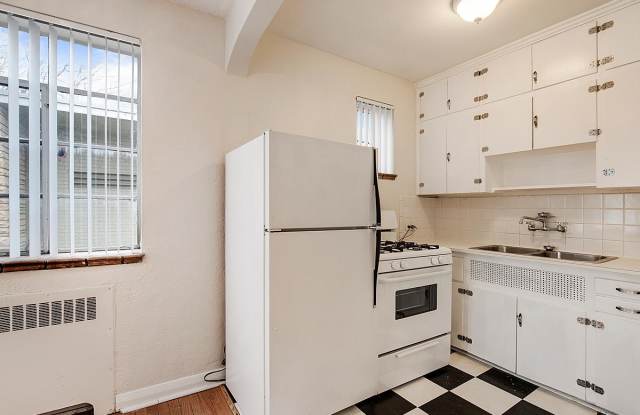 Elegante Apartments Gallery 3