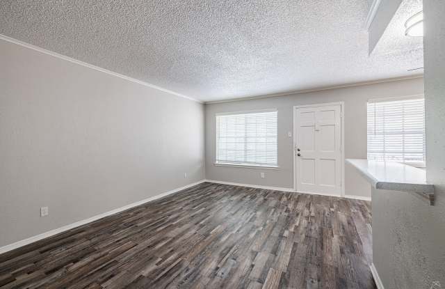 The Burgundy Apartments Gallery 3