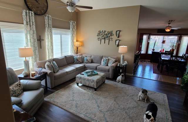 4647 East Alfalfa Drive Gallery 4