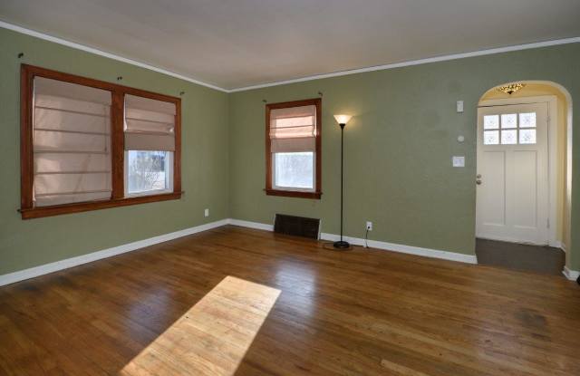 6456 Poppleton Avenue Gallery 2