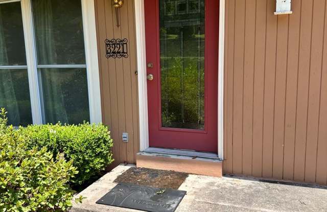 Exclusively Offered By Muse Realty, LLC Gallery 3