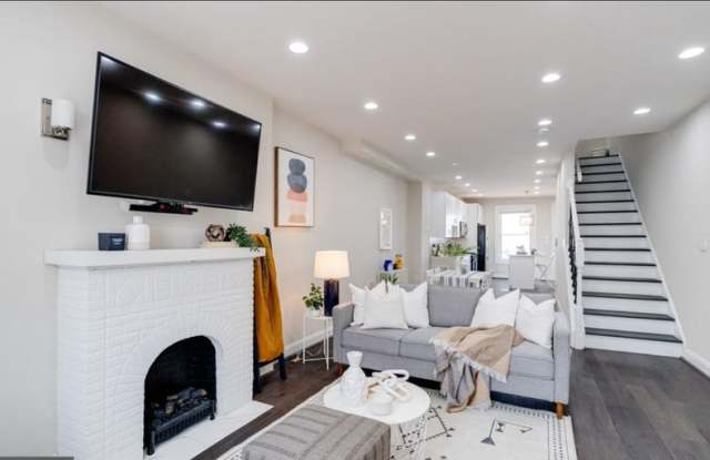 442 N Linwood Ave photos photos