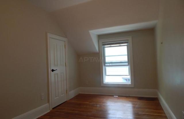 11R Park Ave. photos photos