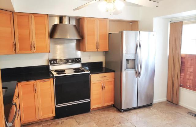14137 ANGELTON TERRACE Gallery 2