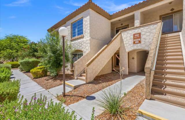 Sleek 2 Bedroom Condo with 2 Car Garage Near Centennial Hills photos photos