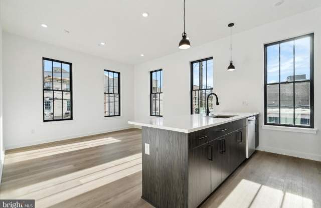 1700 FRANKFORD Avenue unit: I photos photos