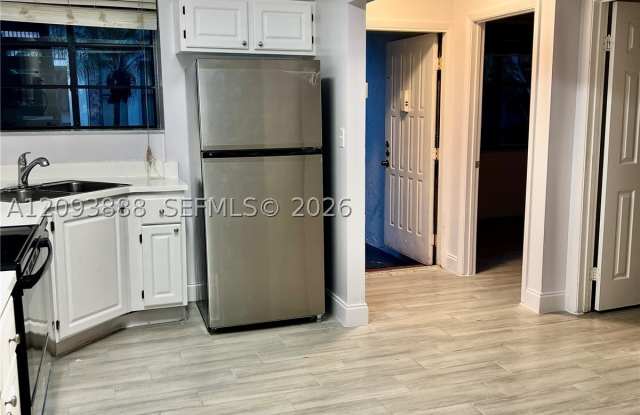 1258 S Military Trl Gallery 4