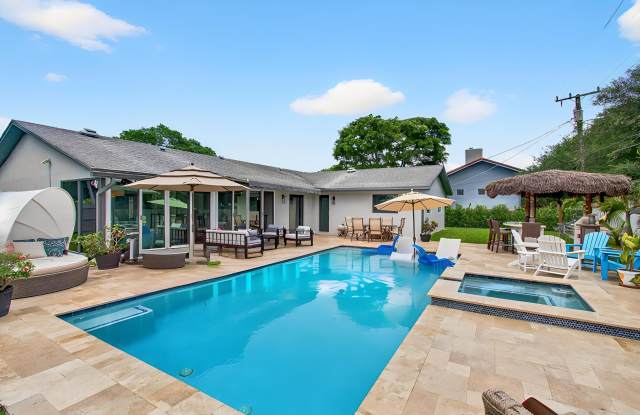 3930 Sherwood Boulevard photos photos