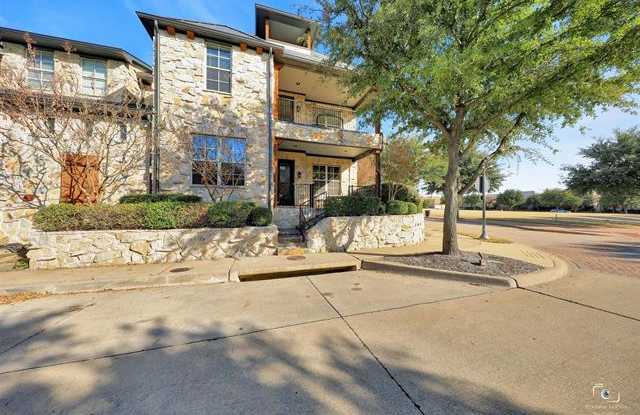 5229 Fort Buckner Drive Gallery 2