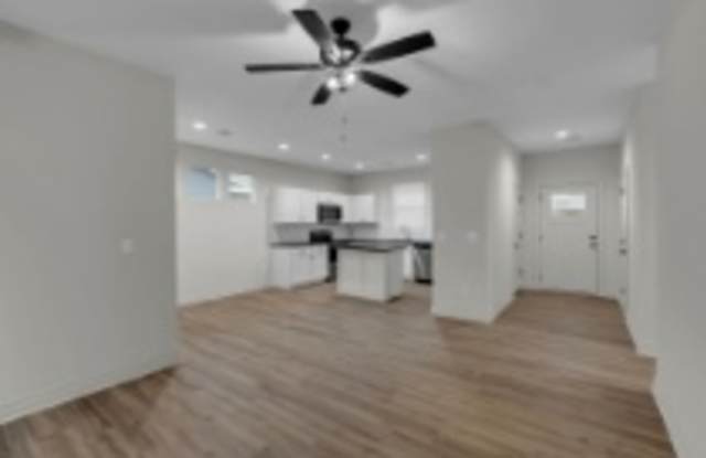 1803 E. Liam Ct. Gallery 3