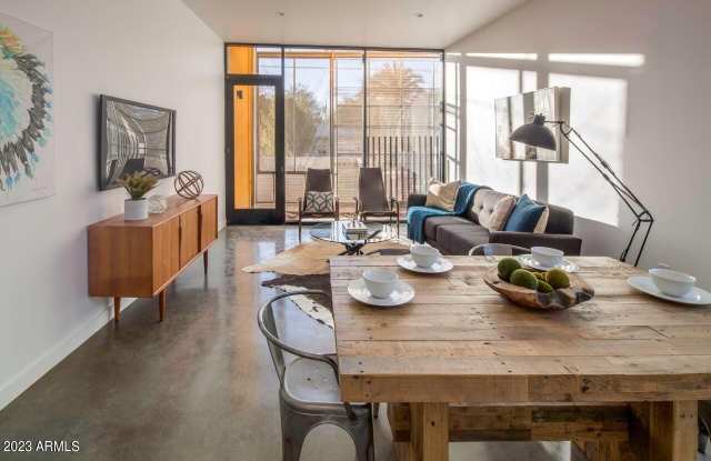 1419 S KENNETH Place Gallery 2