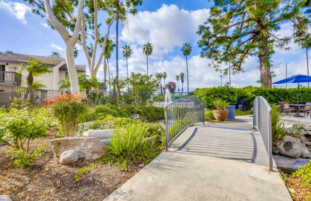 Villa Creek Apartment Homes Gallery 2