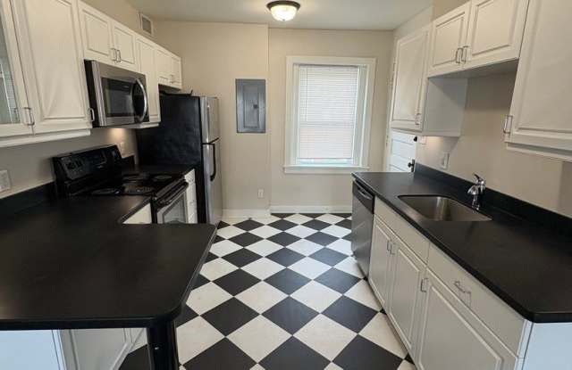Carberry Apartments (3910 Cass St.) photos photos
