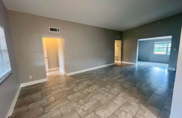 3765 NE 18th Avenue, Pompano Beach, FL 33064 Gallery 4