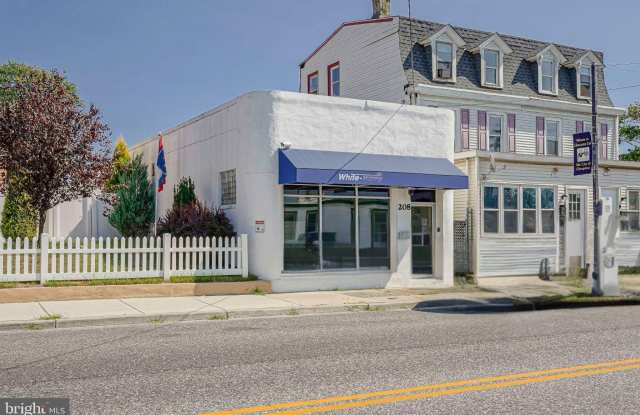 208 N BROADWAY photos photos