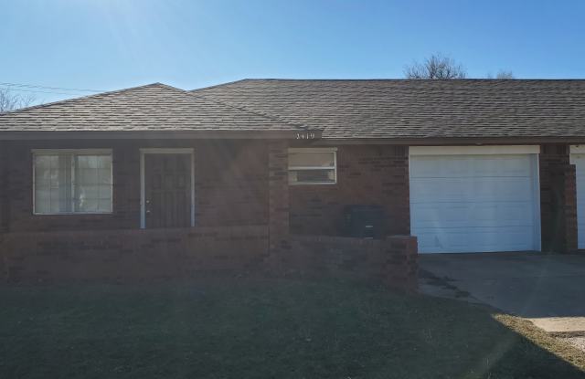 2419 East Walnut Avenue - 2419 East Walnut Avenue, Enid, OK 73701