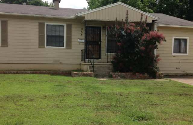 Large 3 bedroom w/ 2 living areas photos photos