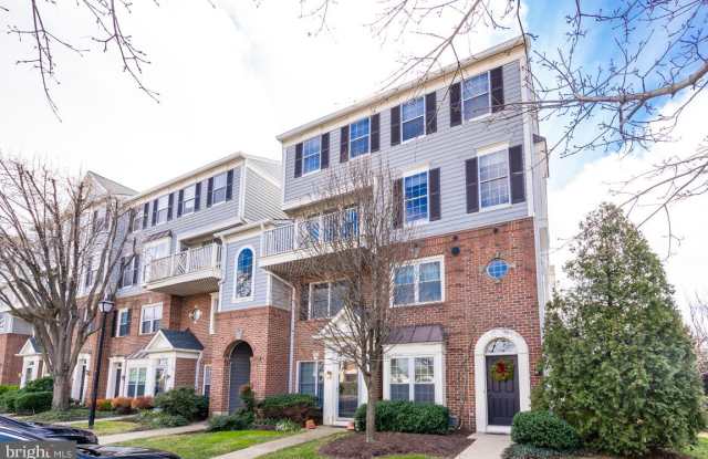 1734 OSAGE ST #304 - 1734 Osage Street, Alexandria, VA 22302