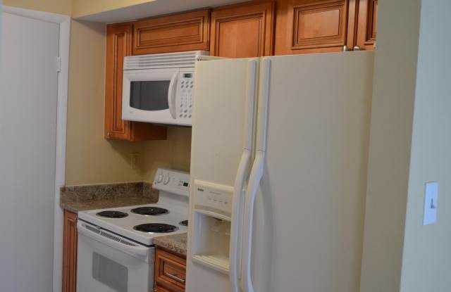 3812 El Cerrito Place #C - 3812 El Cerrito Place, Fairfax County, VA 22309